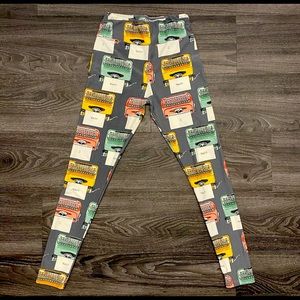 Typewriter Love note leggings